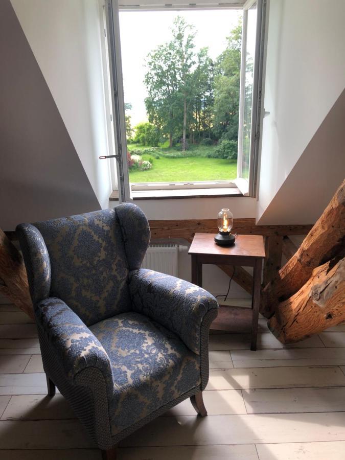 Schloss Lelkendorf Apartment Ulrichshusen Maisonette Fewo Mecklenburger Seenplatte Mit Dachterrasse Naehe Ostsee Ngoại thất bức ảnh